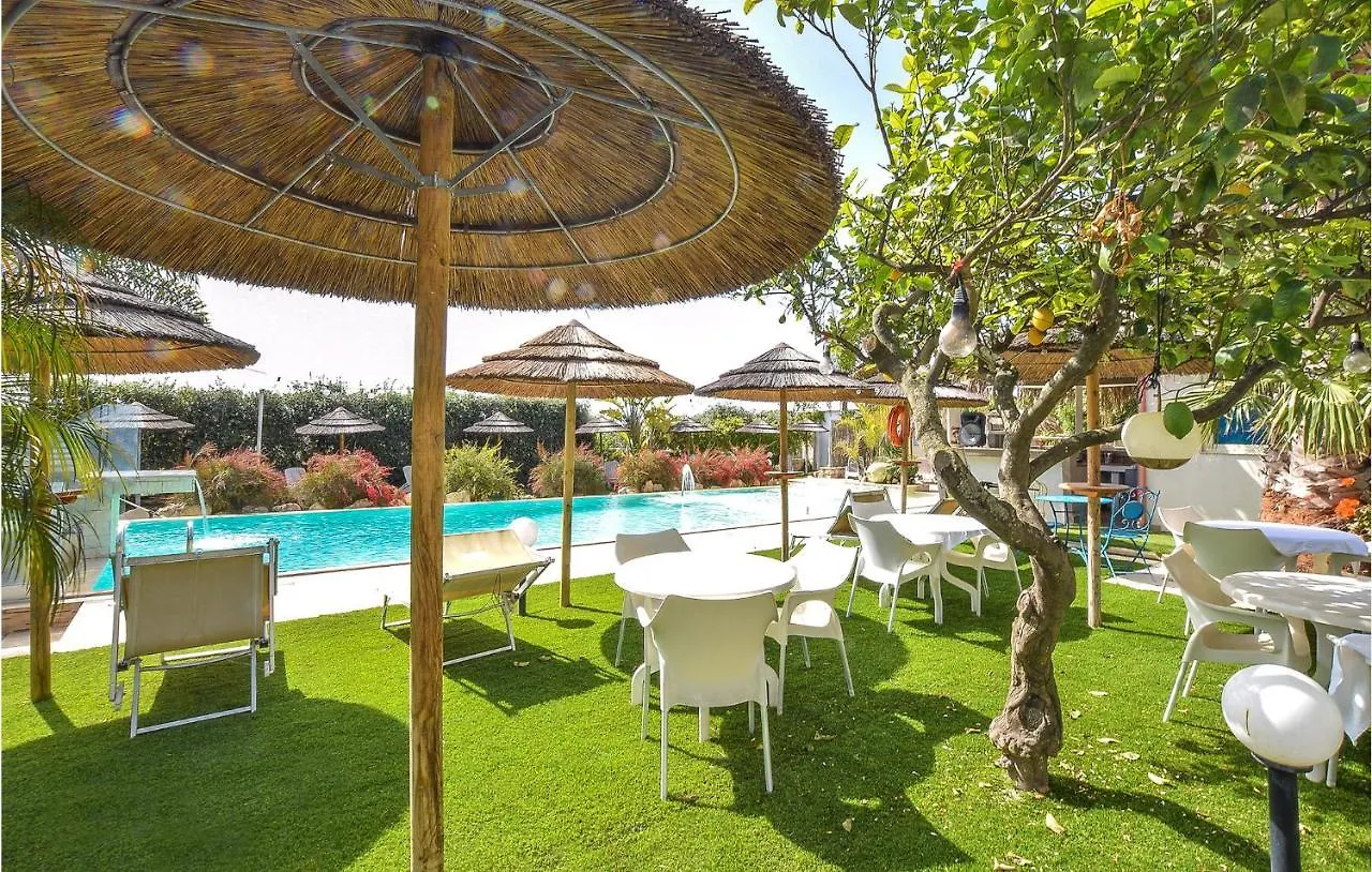 Casa vacanze Lovely Home In Pozzallo With Kitchen